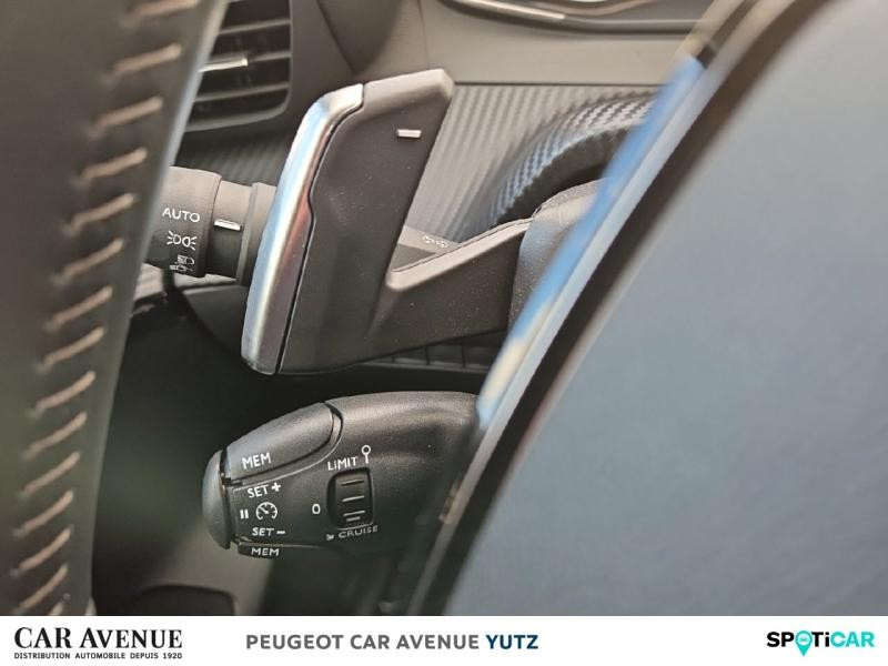 Occasion PEUGEOT 208 1.2 PureTech 100ch S&S Style EAT8 2022 Jaune 14990 € à Yutz
