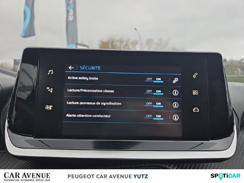 Occasion PEUGEOT 208 1.2 PureTech 100ch S&S Style EAT8 2021 Noir Perla Nera (M) 15990 € à Yutz