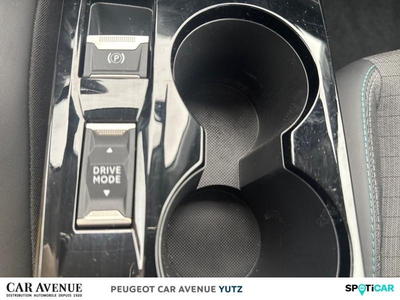 Occasion PEUGEOT 208 1.2 PureTech 100ch S&S Allure EAT8 2021 Blanc Banquise (O) 14990 € à Yutz