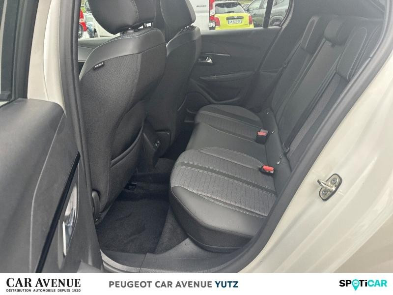 Occasion PEUGEOT 208 1.2 PureTech 100ch S&S Allure EAT8 2021 Blanc Banquise (O) 14990 € à Yutz
