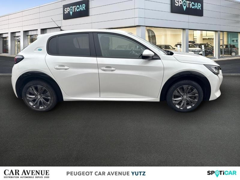 Used PEUGEOT 208 e-208 136ch Allure 2021 Blanc nacré € 15990 in Yutz