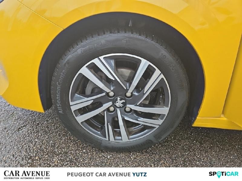 Occasion PEUGEOT 208 1.2 PureTech 100ch S&S Allure 118g 2021 Jaune 12990 € à Yutz
