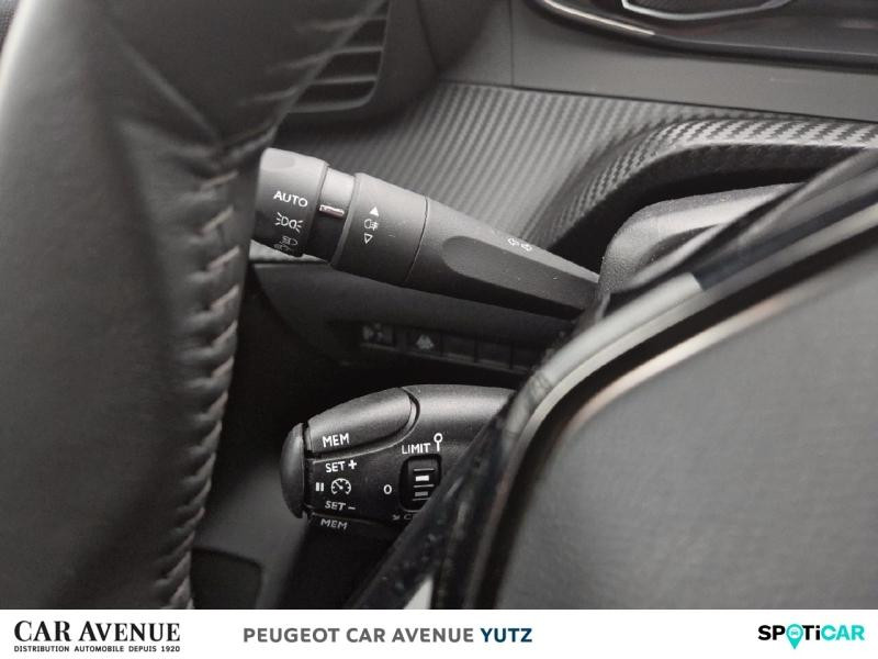 Occasion PEUGEOT 208 1.2 PureTech 100ch S&S Allure 118g 2021 Jaune 12990 € à Yutz