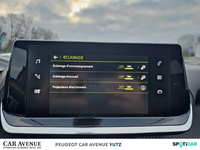 Used PEUGEOT 2008 1.5 BlueHDi 130ch S&S Allure Pack EAT8 125g 2021 Blanc Nacré (N) € 17990 in Yutz