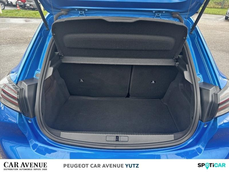 Used PEUGEOT 208 1.2 Hybrid 100ch Allure e-DCS6 2024 Bleu Vertigo (V) € 19390 in Yutz