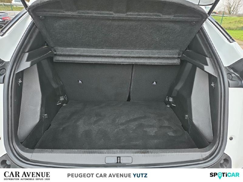 Used PEUGEOT 2008 1.5 BlueHDi 130ch S&S Allure Pack EAT8 125g 2021 Blanc Nacré (N) € 17990 in Yutz