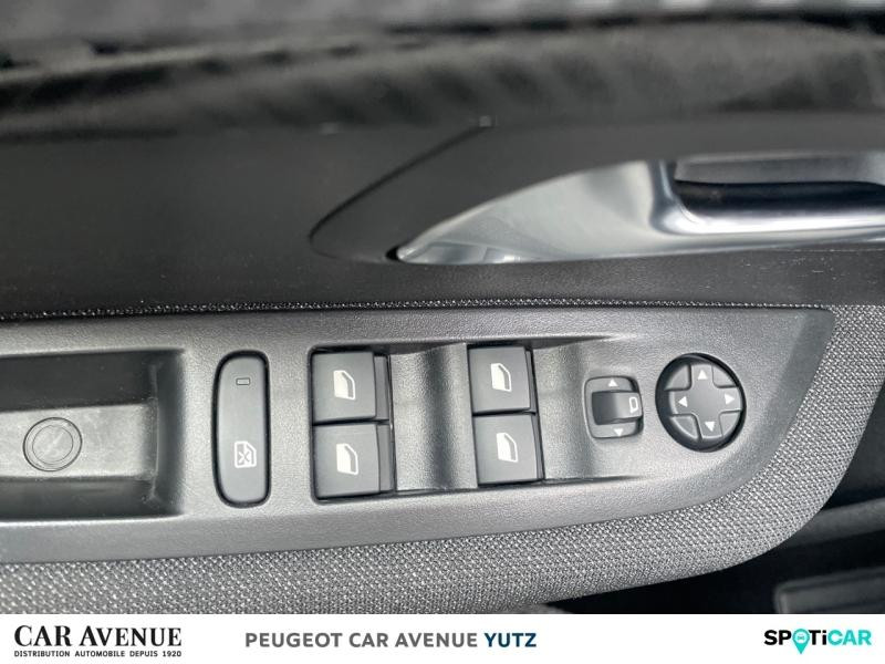 Used PEUGEOT 208 1.2 Hybrid 100ch Style e-DCS6 2025 Gris Artense (M) € 19990 in Yutz