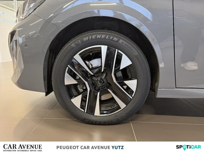Occasion PEUGEOT 208 e-208 136ch Allure 2025 Gris Selenium (M) 33189 € à Yutz