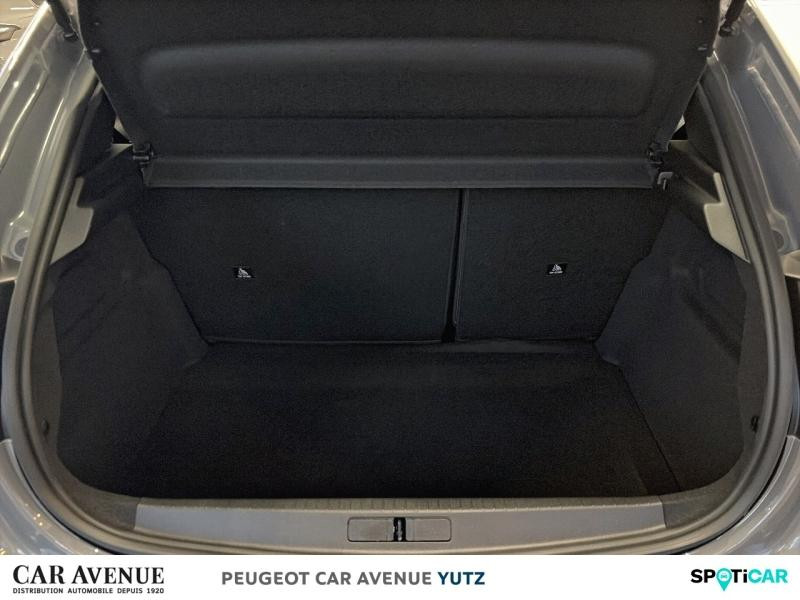 Occasion PEUGEOT 208 e-208 136ch Allure 2025 Gris Selenium (M) 33189 € à Yutz