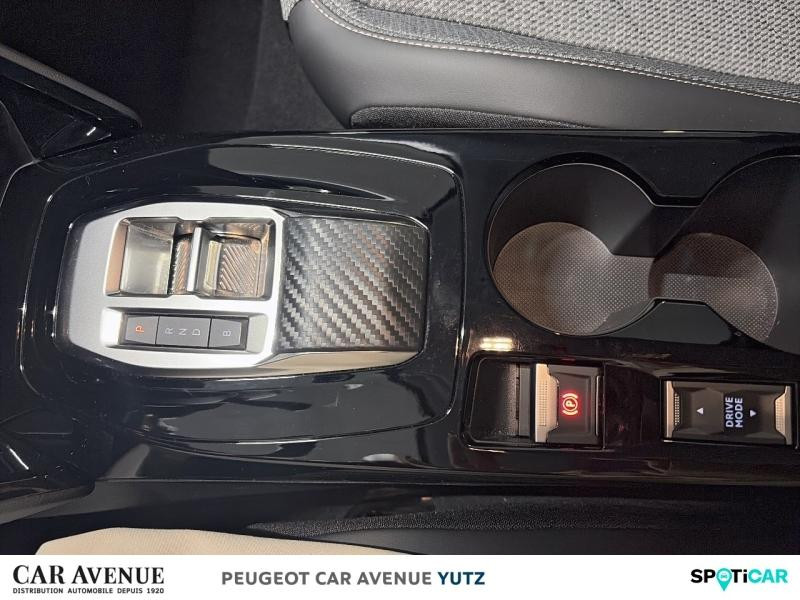Occasion PEUGEOT 208 e-208 136ch Allure 2025 Gris Selenium (M) 33189 € à Yutz