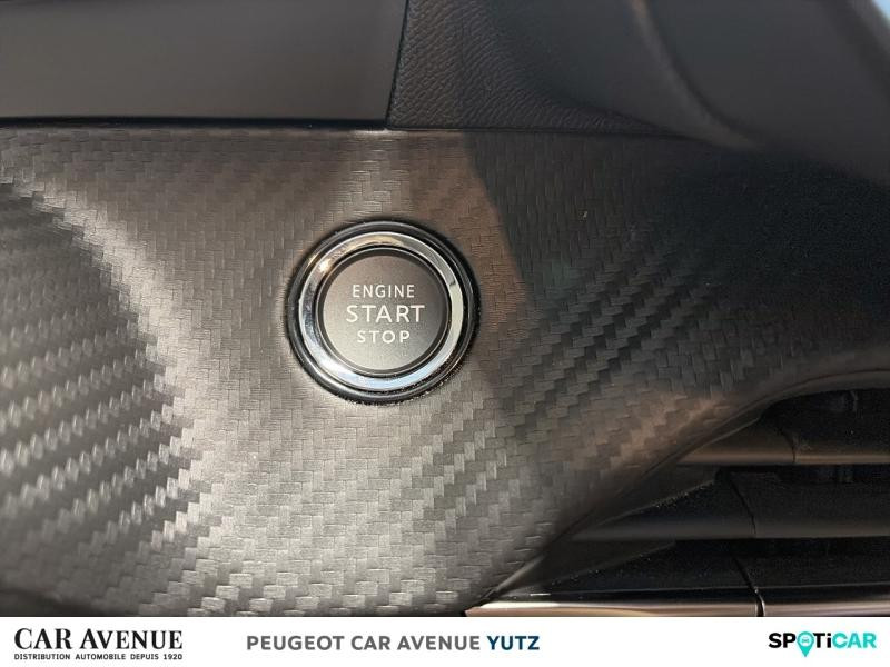 Occasion PEUGEOT 208 e-208 136ch Allure 2025 Gris Selenium (M) 33189 € à Yutz