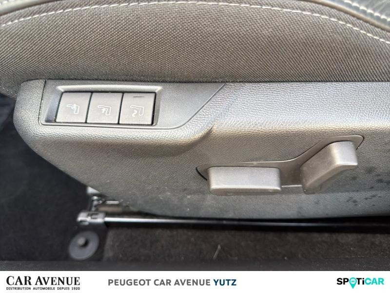 Occasion PEUGEOT 2008 1.2 PureTech 130ch S&S GT EAT8 2021 Bleu Vertigo (S) 18990 € à Yutz
