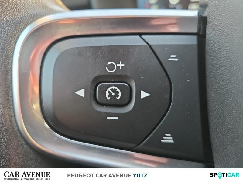 Used VOLVO XC40 D3 AdBlue 150ch Momentum Geartronic 8 2020 Gris Tonnerre € 27990 in Yutz
