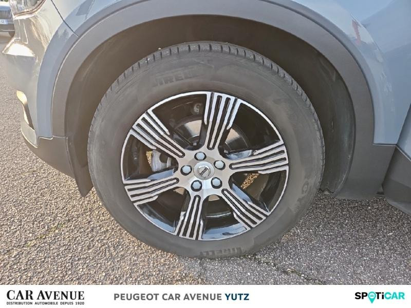 Used VOLVO XC40 D3 AdBlue 150ch Momentum Geartronic 8 2020 Gris Tonnerre € 27990 in Yutz