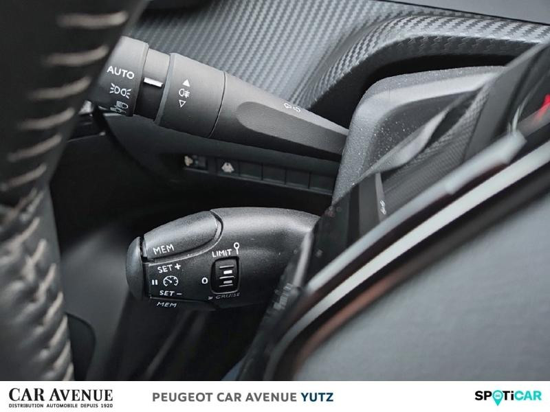 Occasion PEUGEOT 2008 1.5 BlueHDi 110ch S&S Allure 2021 Bleu Vertigo (S) 16990 € à Yutz
