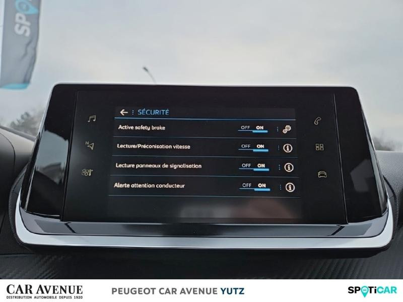Occasion PEUGEOT 2008 1.5 BlueHDi 110ch S&S Allure 2021 Bleu Vertigo (S) 16990 € à Yutz