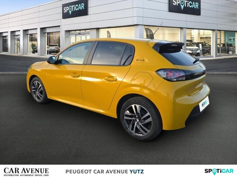 Used PEUGEOT 208 1.2 PureTech 75ch S&S Style 2022 Jaune € 14390 in Yutz