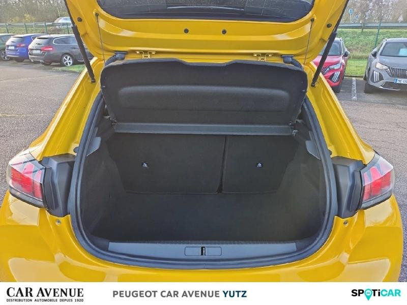 Used PEUGEOT 208 1.2 PureTech 75ch S&S Style 2022 Jaune € 14390 in Yutz