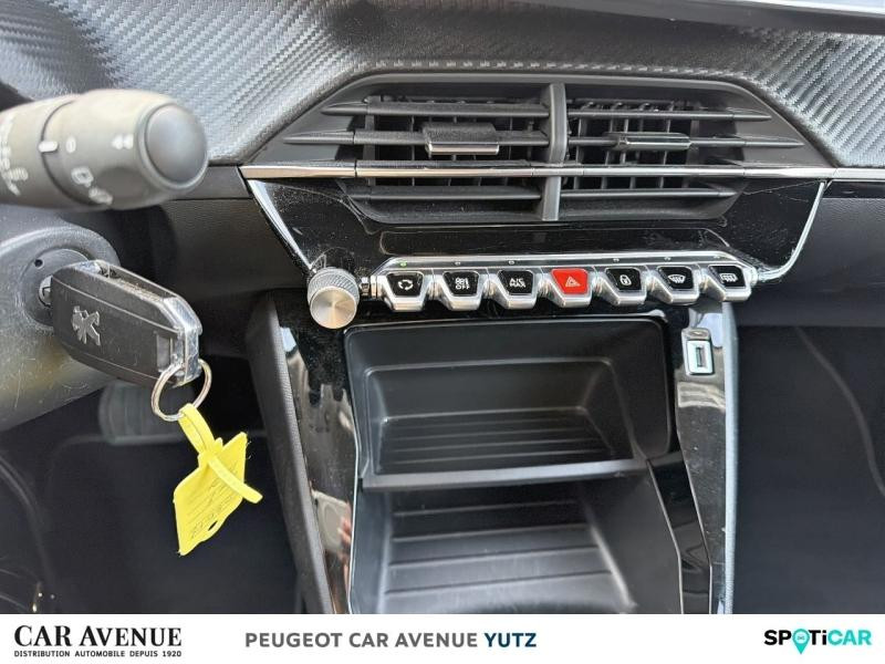 Occasion PEUGEOT 2008 1.2 PureTech 130ch S&S Style EAT8 2021 Rouge Elixir (S) 17390 € à Yutz