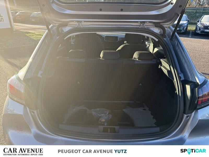 Used PEUGEOT 208 1.2 PureTech 75ch S&S Like 2021 Gris Artense (M) € 9790 in Yutz