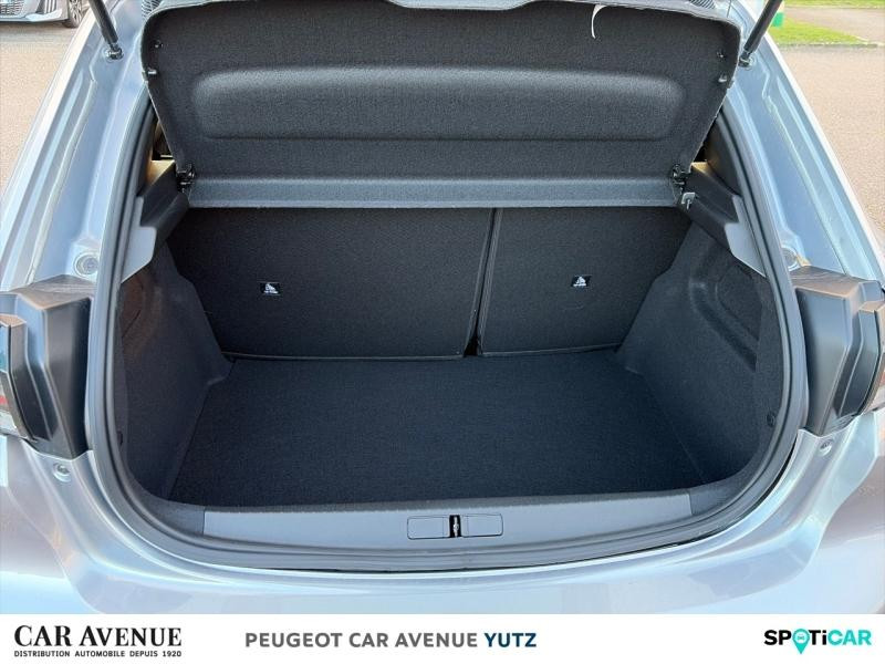 Used PEUGEOT 208 e-208 136ch Style 2025 Gris Artense (M) € 28887 in Yutz
