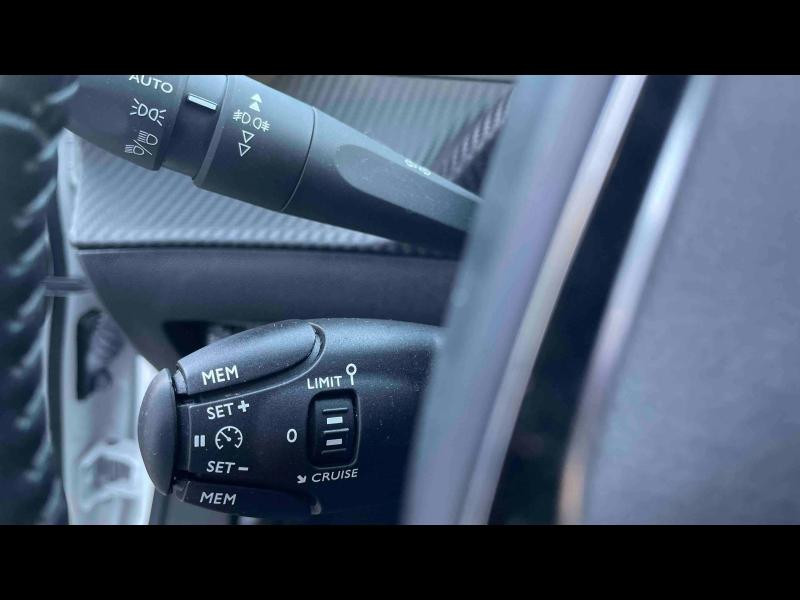 Occasion PEUGEOT 2008 1.2 PureTech 100ch S&S Active 2021 Blanc banquise (O) 14890 € à Yutz
