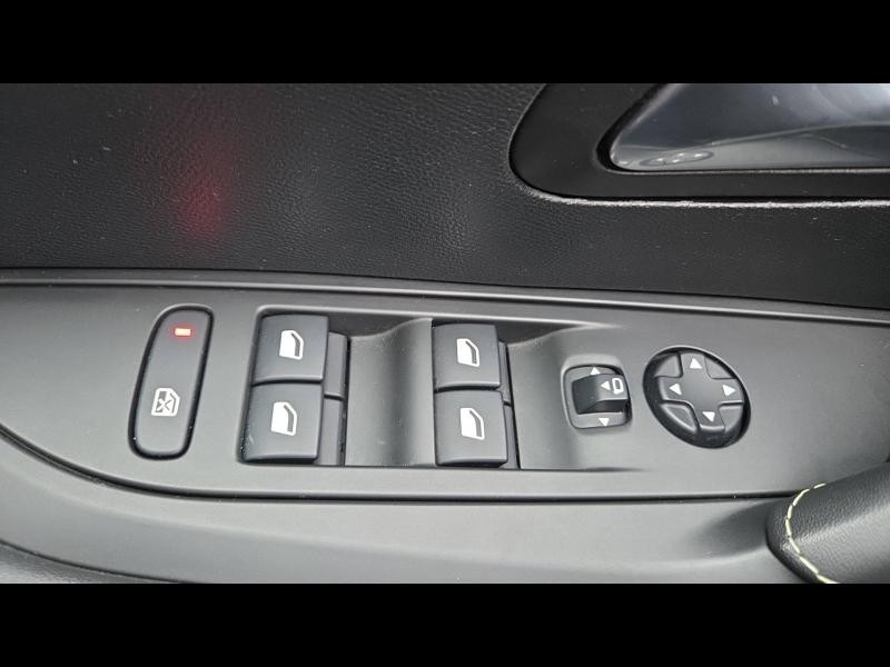 Occasion PEUGEOT 208 1.2 PureTech 130ch S&S GT EAT8 2021 Bleu Vertigo (V) 15990 € à Yutz