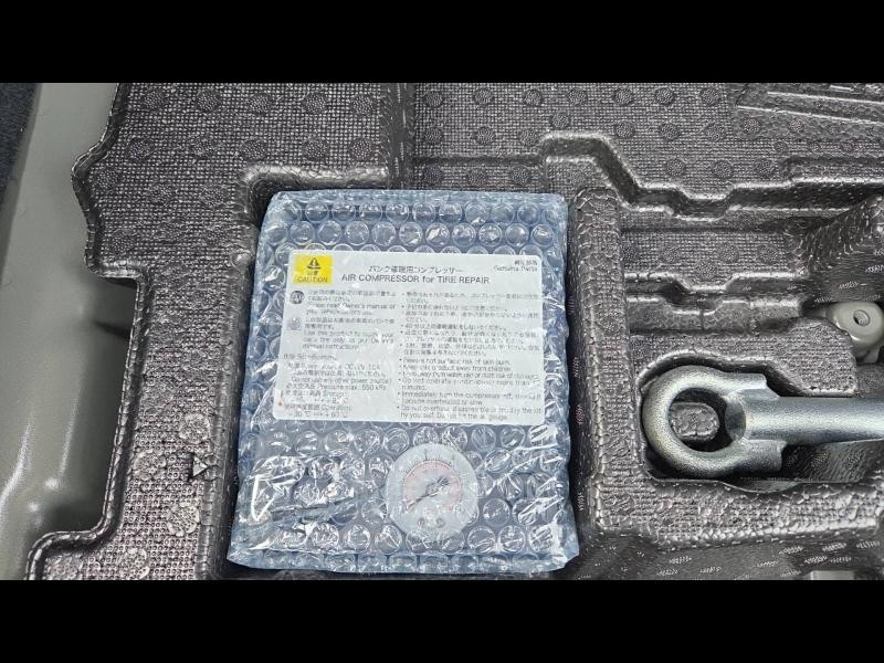 Used TOYOTA Corolla 122h Dynamic MY22 2022 Bronze Impérial métallisé € 18890 in Yutz