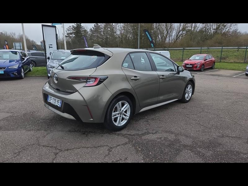 Used TOYOTA Corolla 122h Dynamic MY22 2022 Bronze Impérial métallisé € 18890 in Yutz