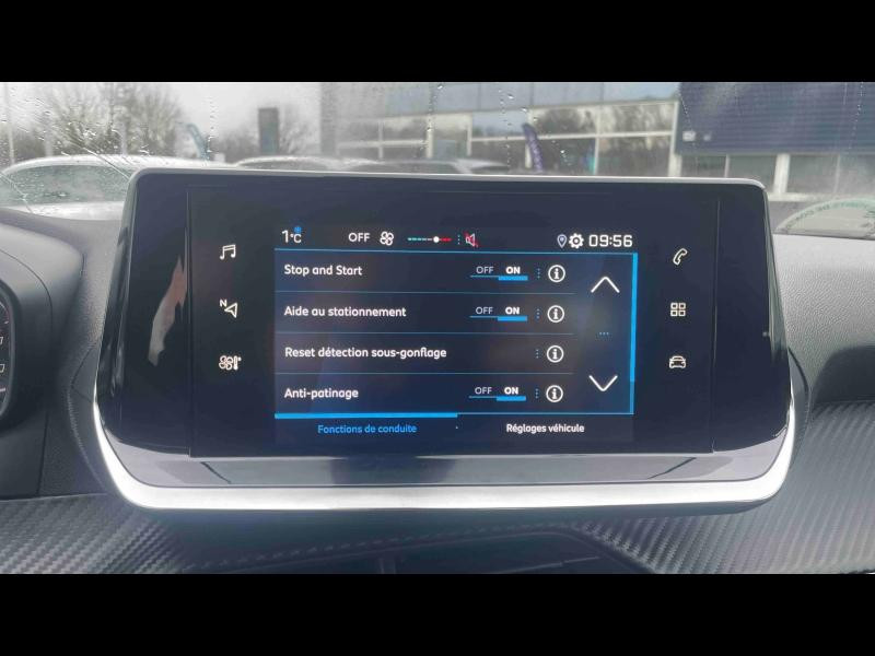 Used PEUGEOT 2008 1.2 PureTech 100ch S&S Active 2021 Orange € 14890 in Yutz