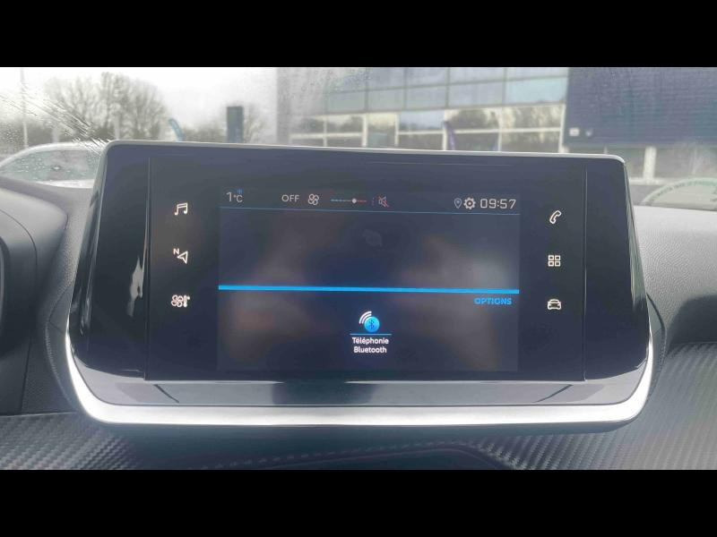 Used PEUGEOT 2008 1.2 PureTech 100ch S&S Active 2021 Orange € 14890 in Yutz