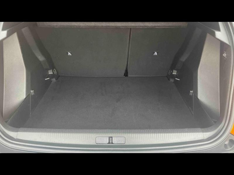 Used PEUGEOT 2008 1.2 PureTech 100ch S&S Active 2021 Orange € 14890 in Yutz