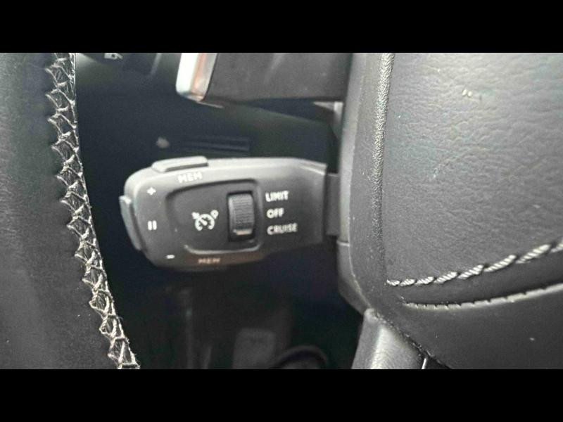 Used DS DS 3 Crossback PureTech 155ch Grand Chic Automatique 114g 2019 Rouge Rubi (M) - Toit Noir Onyx € 13490 in Yutz