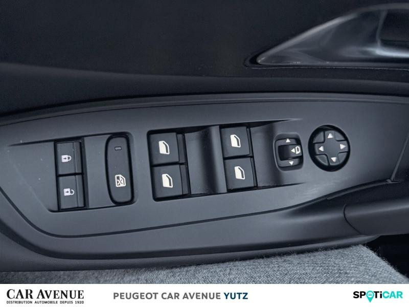 Occasion PEUGEOT 308 1.2 PureTech 130ch S&S Allure 2022 Vert Olivine (M) 17890 € à Yutz