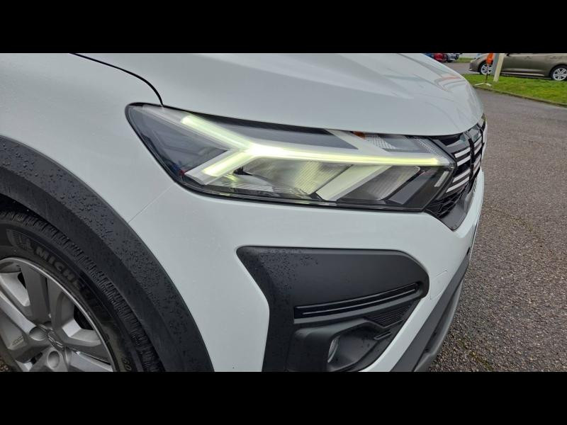 Occasion DACIA Sandero 1.0 TCe 110ch Stepway Expression 2023 Blanc 15790 € à Yutz