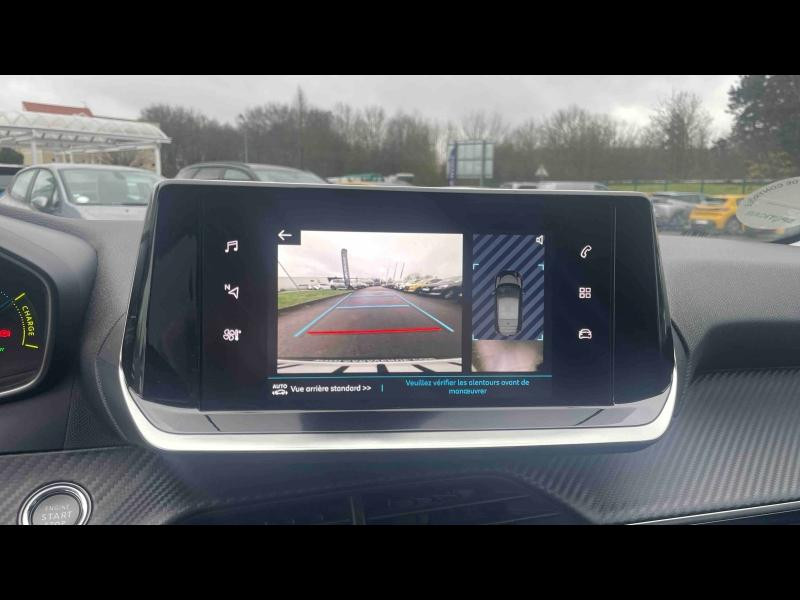 Occasion PEUGEOT 208 e-208 136ch Style 2022 Bleu Vertigo (V) 17890 € à Yutz