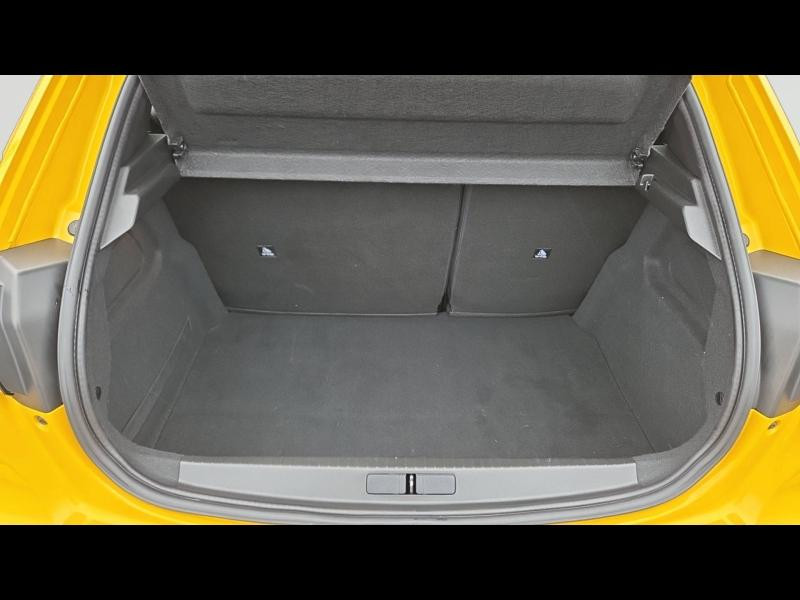 Used PEUGEOT 208 1.2 PureTech 100ch S&S Style 118g 2021 Jaune € 13490 in Yutz