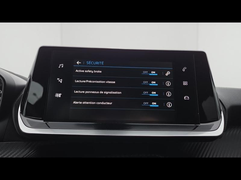 Used PEUGEOT 208 1.2 PureTech 100ch S&S Style 118g 2021 Jaune € 13490 in Yutz