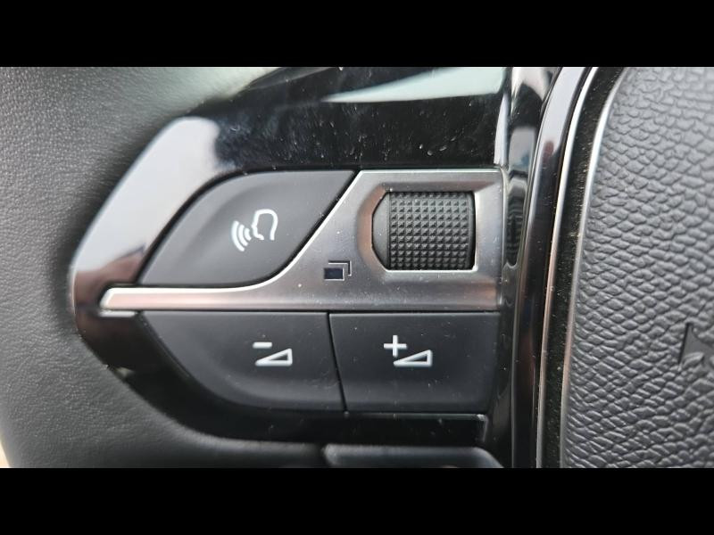 Occasion PEUGEOT 2008 1.2 Hybrid 136ch Allure e-DCS6 2025 Gris 25490 € à Yutz