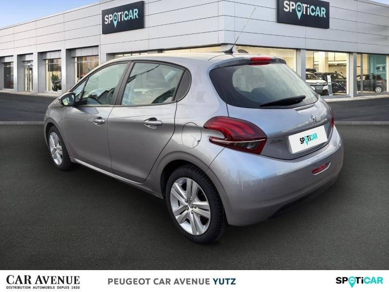 Used PEUGEOT 208 1.2 PureTech 82ch E6.c Signature 5p 2018 Gris Artense € 9190 in Yutz