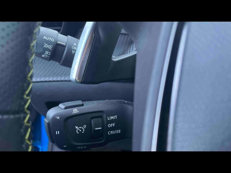 Used PEUGEOT 208 1.2 PureTech 130ch S&S GT Line EAT8 7cv 2019 Bleu Vertigo € 14890 in Yutz