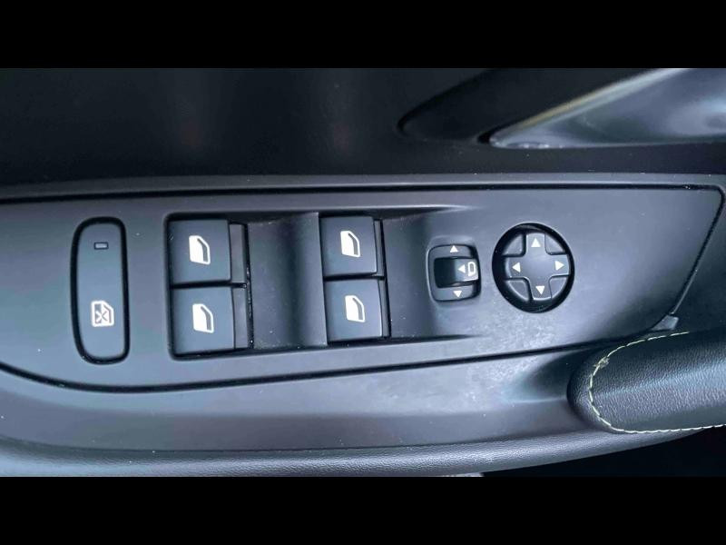 Used PEUGEOT 208 1.2 PureTech 130ch S&S GT Line EAT8 7cv 2019 Bleu Vertigo € 14890 in Yutz