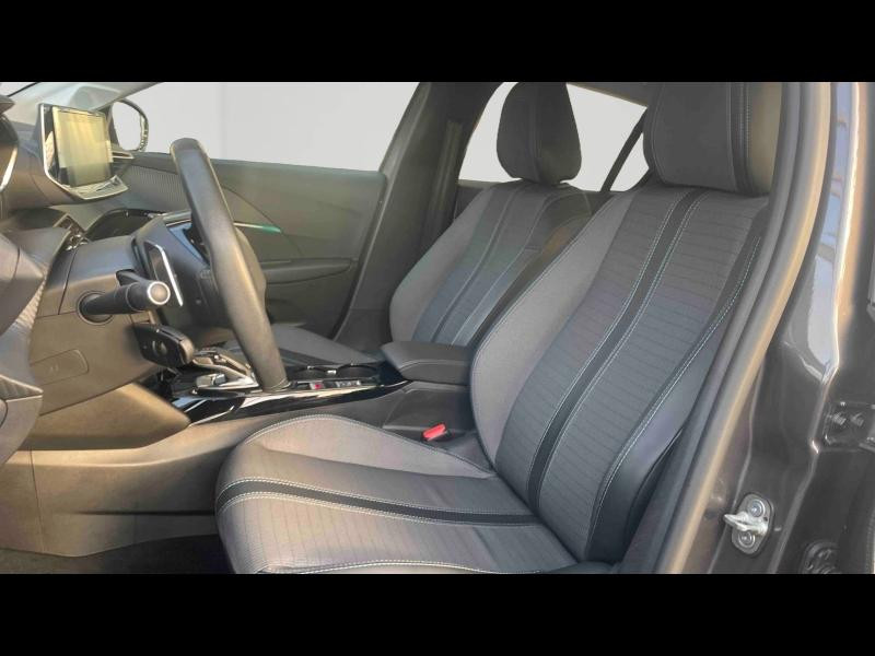 Occasion PEUGEOT 208 1.2 PureTech 100ch S&S Allure EAT8 2021 Gris Platinium (M) 15890 € à Yutz