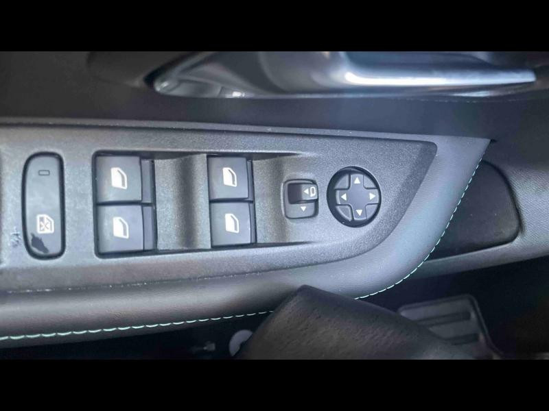 Occasion PEUGEOT 208 1.2 PureTech 100ch S&S Allure EAT8 2021 Gris Platinium (M) 15890 € à Yutz