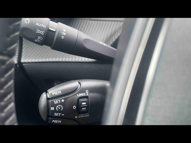 Occasion PEUGEOT 208 e-208 136ch Style 2022 Bleu Vertigo (V) 17890 € à Yutz