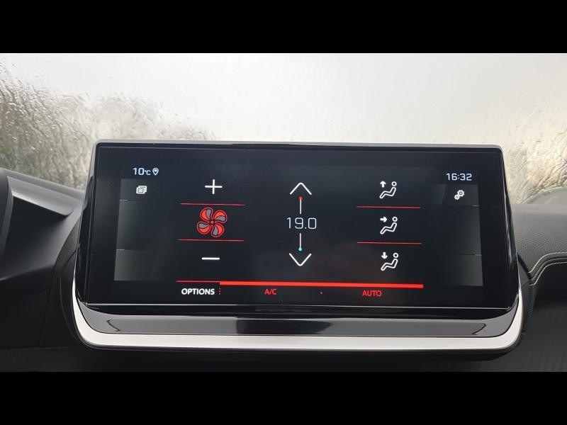 Occasion PEUGEOT 208 1.2 PureTech 130ch S&S GT EAT8 2023 Gris Artense (M) 16990 € à Yutz