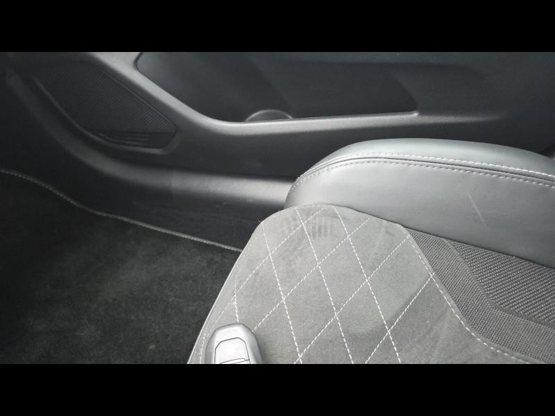 Occasion PEUGEOT 208 1.2 PureTech 130ch S&S GT EAT8 2023 Gris Artense (M) 16990 € à Yutz