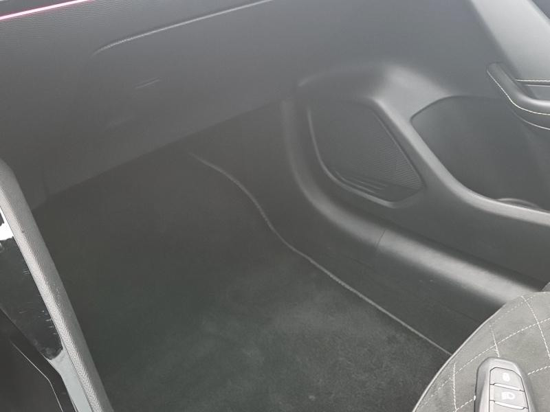 Occasion PEUGEOT 208 1.2 PureTech 130ch S&S GT EAT8 2023 Gris Artense (M) 16990 € à Yutz