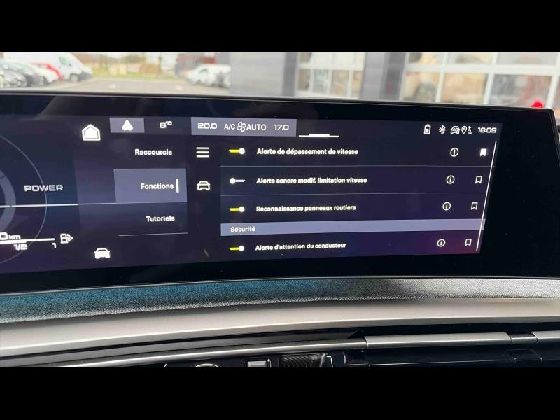 Occasion PEUGEOT 3008 1.2 Hybrid 145ch GT e-DCS6 2025 Bleu Ingaro (M) 40307 € à Yutz