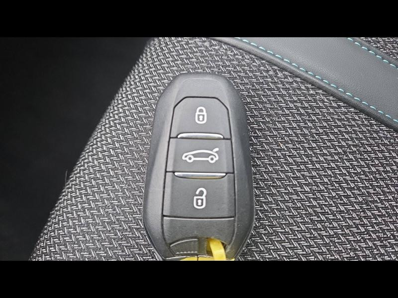 Used PEUGEOT 308 1.2 PureTech 130ch S&S Allure Pack 2022 Noir Perla Nera (M) € 15890 in Yutz